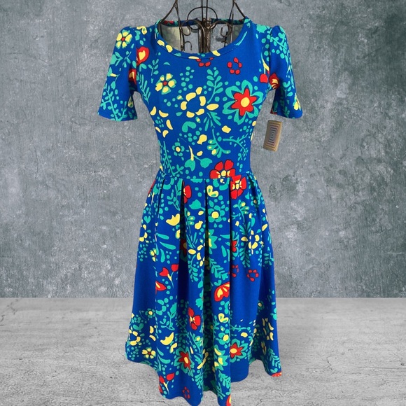 LuLaRoe Dresses & Skirts - LuLaRoe Amelia, XXS, NWT